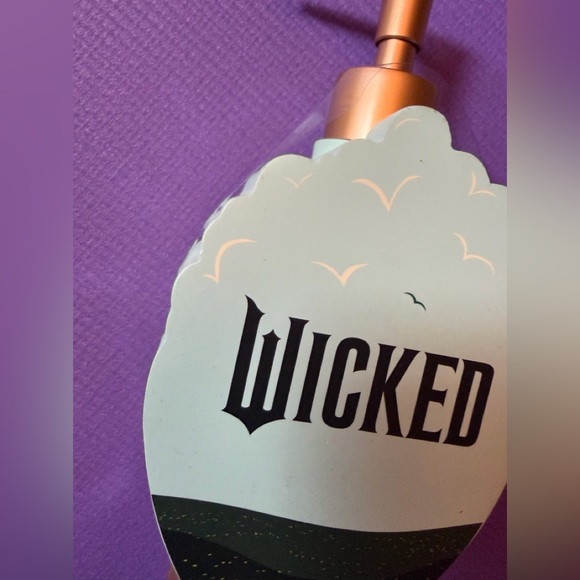 WICKED the Movie Soap/Lotion Dispenser. NEW - Picture 4 of 8